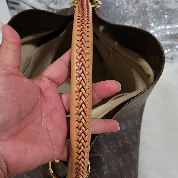 LOUIS VUITTON ARTSY MM - Picture 7 of 11